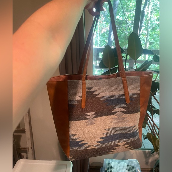 Aztec Print and pleather tote - Picture 2 of 5